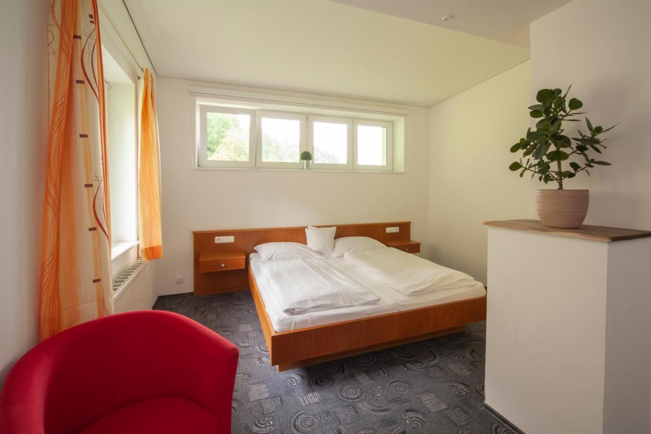 Hotel Garni Brigitte Bürserberg Extérieur photo